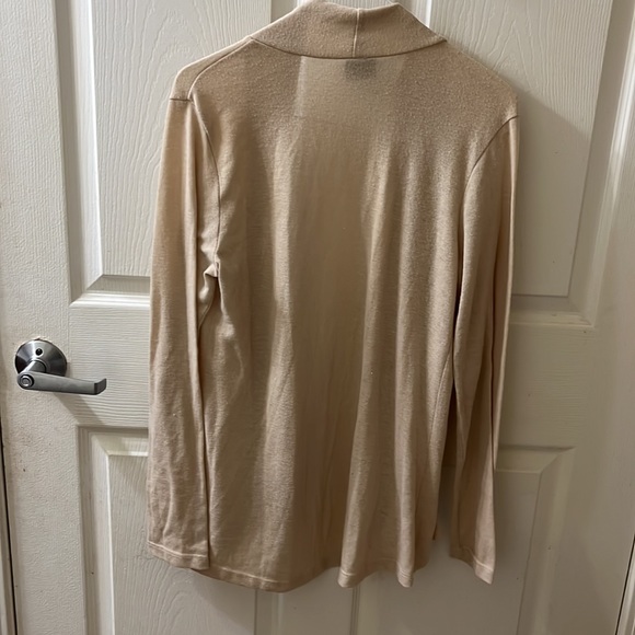 Tan sweater - Picture 2 of 3